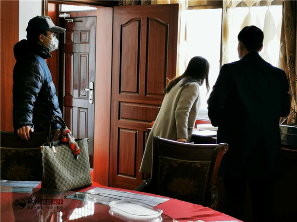 �y���b�˾|�C���k���ҵ�һ��Ҋ�������ɹ�