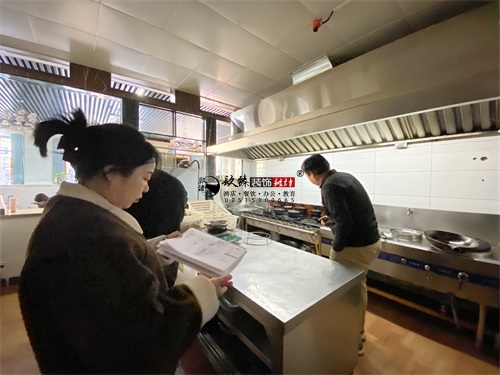 �y���b�޹�˾|�y�����β͏d�OӋ�b���Ŀ�F������