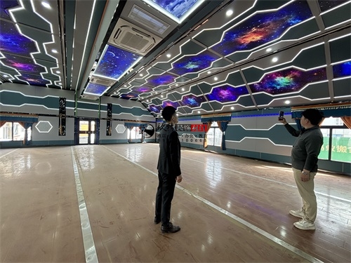 �y���y���b�޹�˾|�y��ĳ���܇�OӋ�b���Ŀ�F����ͨ