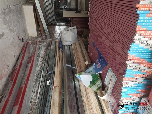 �y������b�޹��،���|�N���OӋ