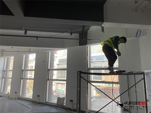 �y����偵��b���OӋʩ���M��|�N���OӋ