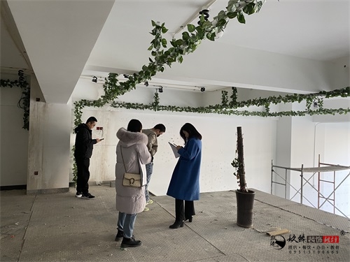 �y����偵��b���OӋʩ���M��|�N���OӋ