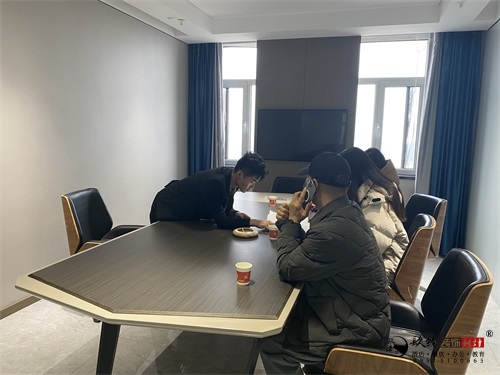 �y�����ȏd�b���OӋ�Ŀ|�N���OӋ