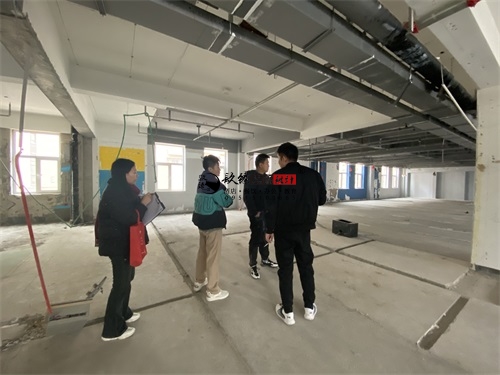 �y������b���OӋ�Ŀ|�N���OӋ