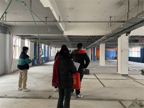 �y������b���OӋ�Ŀ|�N���OӋ