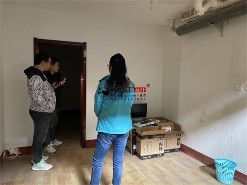 �y���������b���OӋ�Ŀ|�N���OӋ