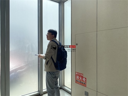 �y����偵��b���OӋ�Ŀ|�N���OӋ