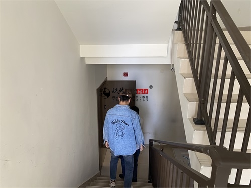 �y����偵��b���OӋ�Ŀ|�N���OӋ