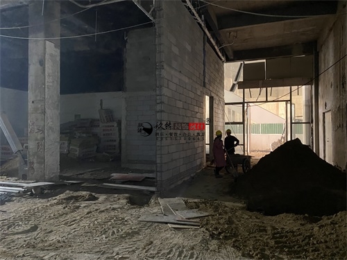 �y���̈��b���OӋ�Ŀ|�N���OӋ