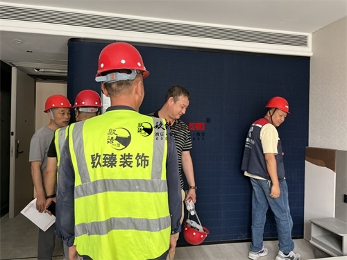 �y���Ƶ��b���OӋ�Ŀ|�N���OӋ