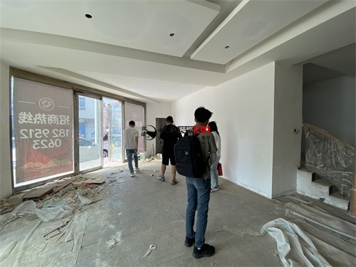 �y���k�����b���OӋ�Ŀ|�N���b�