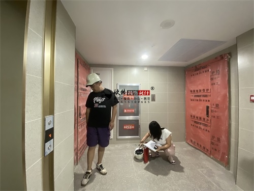 �y���ۘǲ��b���OӋ�Ŀ|�N���b�