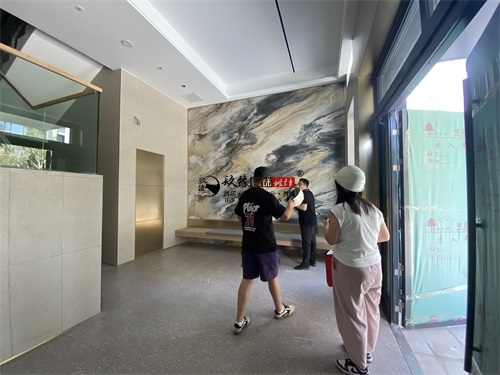 �y���ۘǲ��b���OӋ�Ŀ|�N���b�