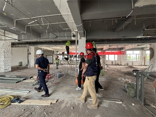 �y���͏d�b���OӋ�Ŀ|�N���b�