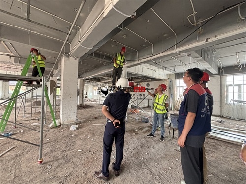 �y���͏d�b���OӋ�Ŀ|�N���b�