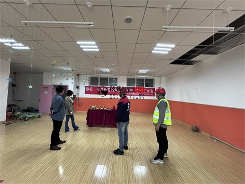 �y���Ļ������b���OӋ�Ŀ|�N���b�