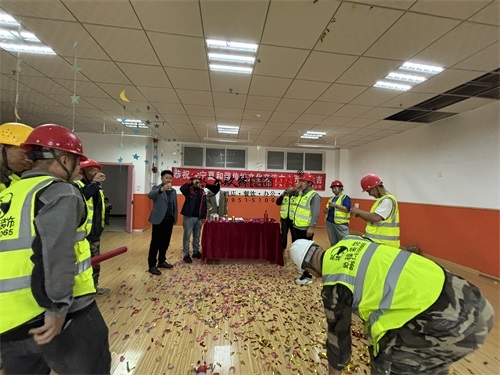 �y���Ļ������b���OӋ�Ŀ|�N���b�