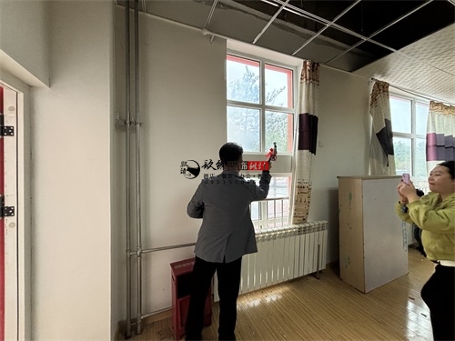 �y���Ļ������b���OӋ�Ŀ|�N���b�