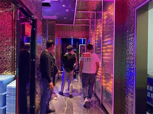 �y���������OӋ�b�޹�˾|�N���b�