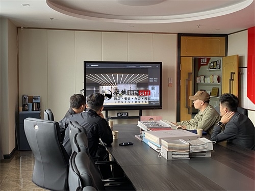 �y��סլ�ǹ��^�OӋ�b���Ŀ|�N���b�