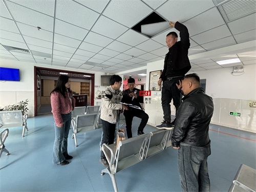 �y�����y�g���������Ŀ|�N���b�