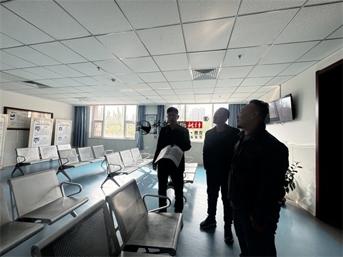 �y�����y�g���������Ŀ|�N���b�