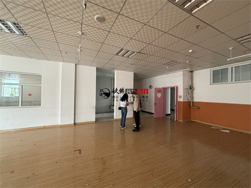 �y���Ļ������b���OӋ�Ŀ|�N���b�