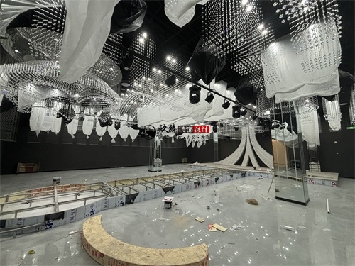 �y����������b���OӋ�Ŀ|�N���b�