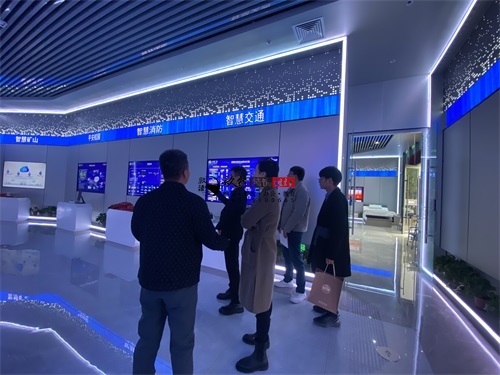 �y���Ƽ�չ�d�OӋ�b���Ŀ|�N���b�