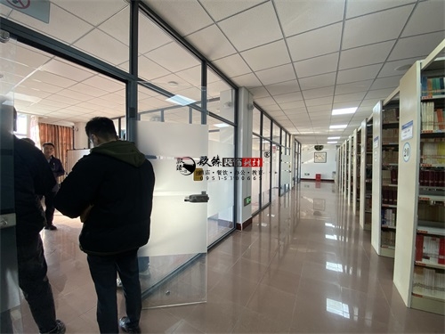 �y���D���^�b���O(sh��)Ӌ�Ŀ|�N���b�