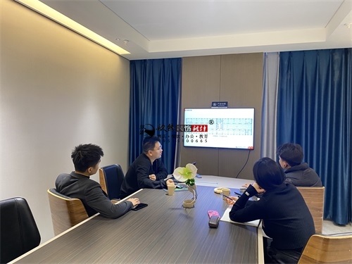 �y���_��d�b���OӋ�Ŀ|�N���b�