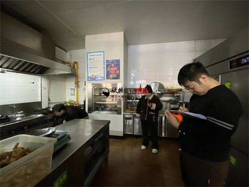 �y���͏d�OӋ�b���Ŀ|�N���b�