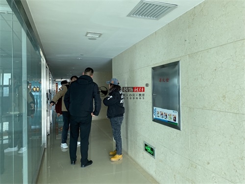 �y���k�����OӋ�b���Ŀ|�N���b�