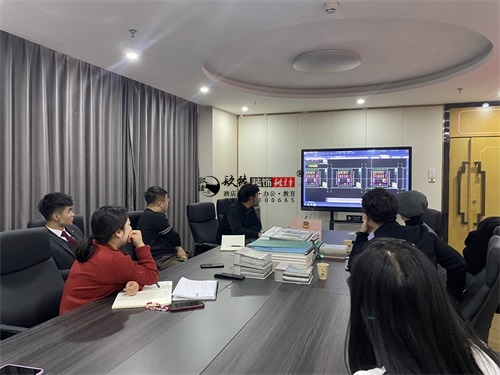 �y���͏d�OӋ�b���Ŀ|�N���b�