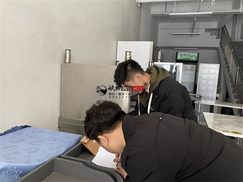 �y���͏d�OӋ�b���Ŀ|�N�鹤�b