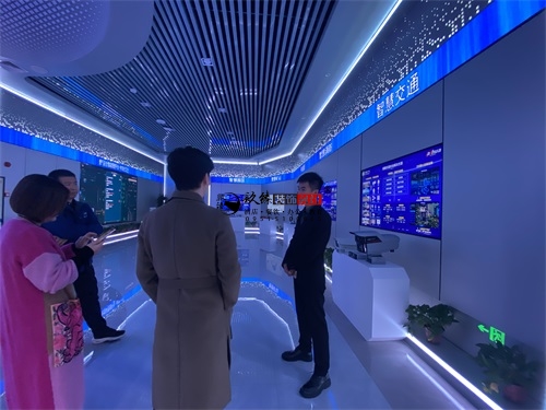 �y���Ƽ�չ�d�b���OӋ�Ŀ|�N���b�