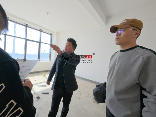 �y����^�͏d�OӋ�b���Ŀ|�N���b�