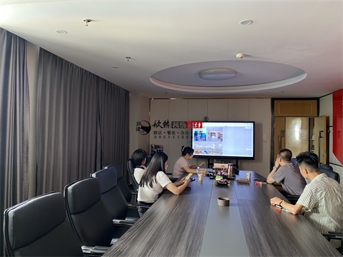 �y���k�����OӋ�b���Ŀ|�N���b�