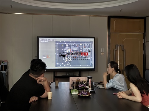 �y���̘I�����OӋ�b���Ŀ|�N���b�