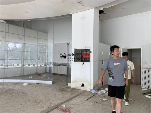 �y���k�����OӋ�b���Ŀ|�N���b�