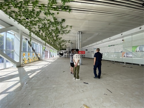 �y���k�����OӋ�b���Ŀ|�N���b�