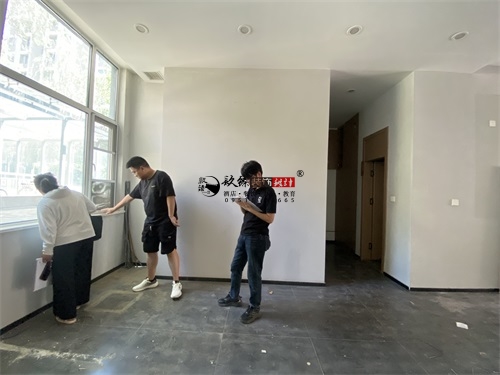 �y���й������OӋ�b���Ŀ|�N���b�