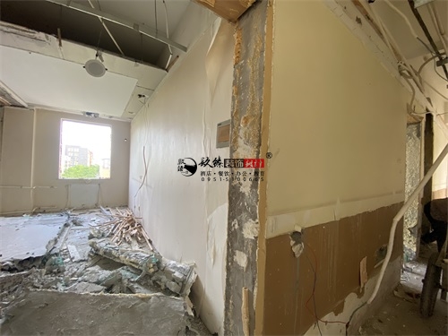 �y���k�����OӋ�b���Ŀ|�N���b�