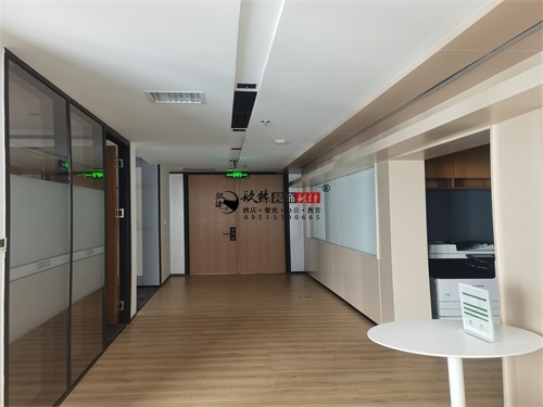 �y���k�����OӋ�b���Ŀ|�N���b�