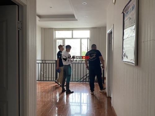 �y���͏d�b���OӋ�Ŀ|�N���b�